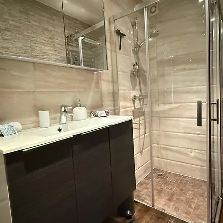 Confort Au Calme Avec Jardin Proche Cannes Apartment
