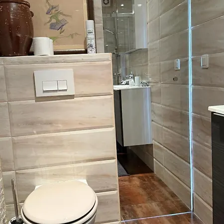 Confort Au Calme Avec Jardin Proche Cannes Apartment Le Cannet